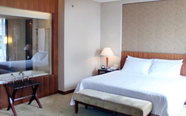 Hotel Paris Pan-Island