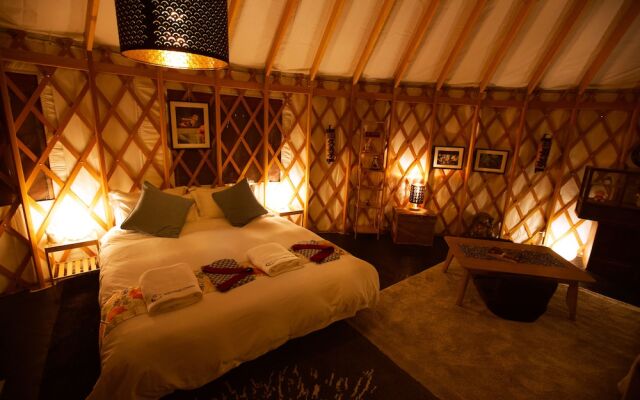 Snowball Chalet at Madarao Mountain