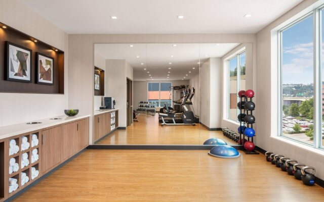 AC Hotel Pittsburgh Downtown