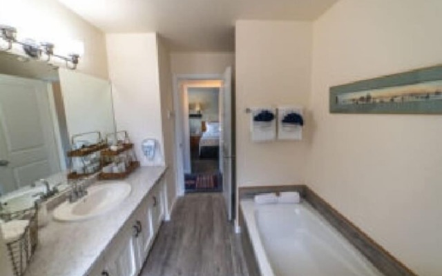 Tofino Motel Harborview