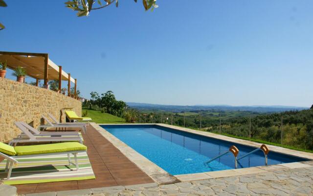 Hillside Escape in Vinci