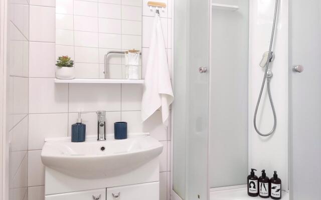 БТВ Апартс на улице Рощинская