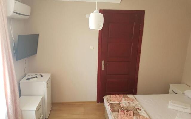 Midilli Otel Sarimsakli