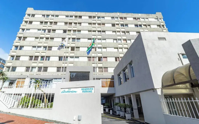 1 Bedroom Apartment, Seapoint, Cape Town
