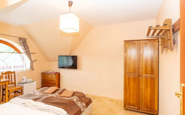 Gosciniec Pieciu Stawow