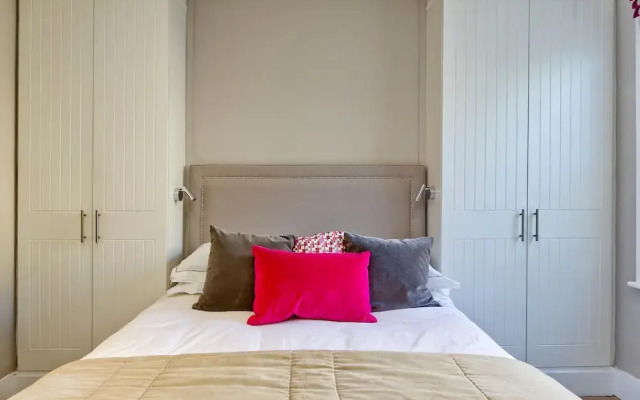 Lovely Apartment With Roof Terrace in Battersea