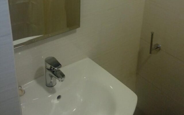 Lot 8 Serviced Apartments