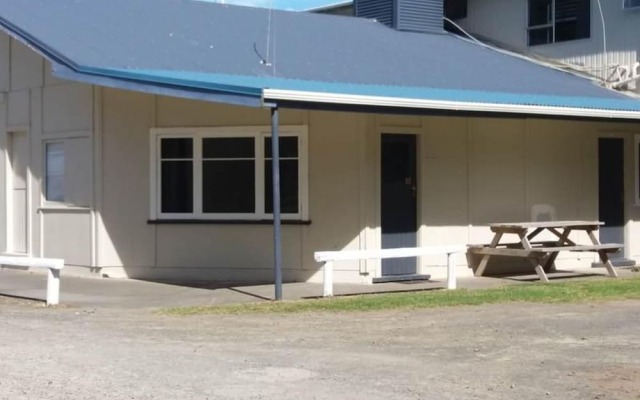 Mahia Beach Motel and Holiday Park