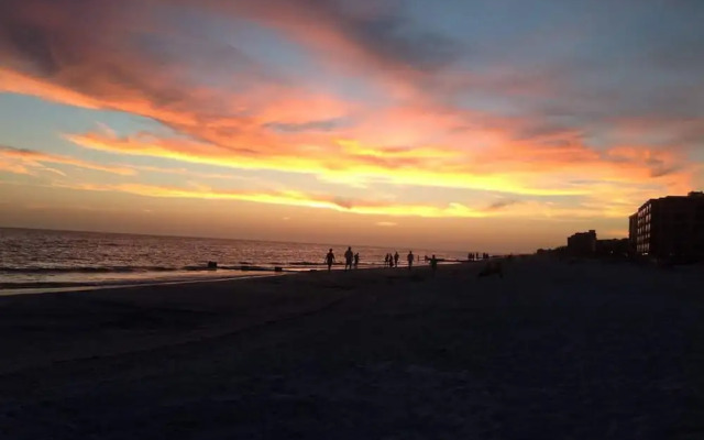 The Old Man the Sea-seaview 101