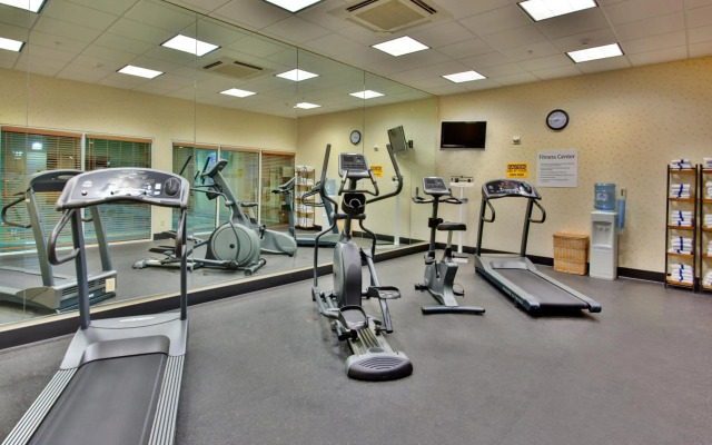Holiday Inn & Suites Bakersfield by IHG