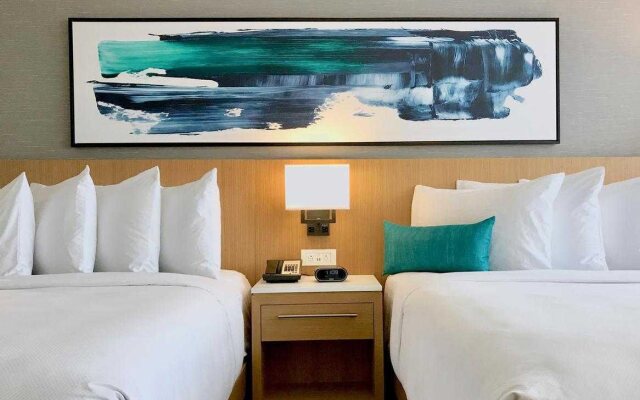 Delta Hotels by Marriott Muskegon Convention Center