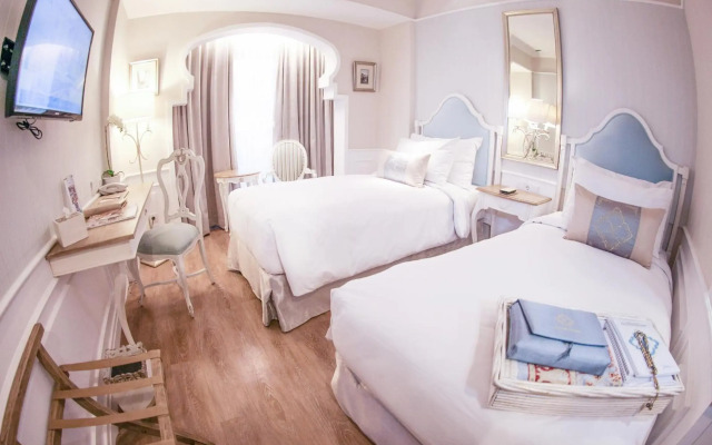 Noor Hotel