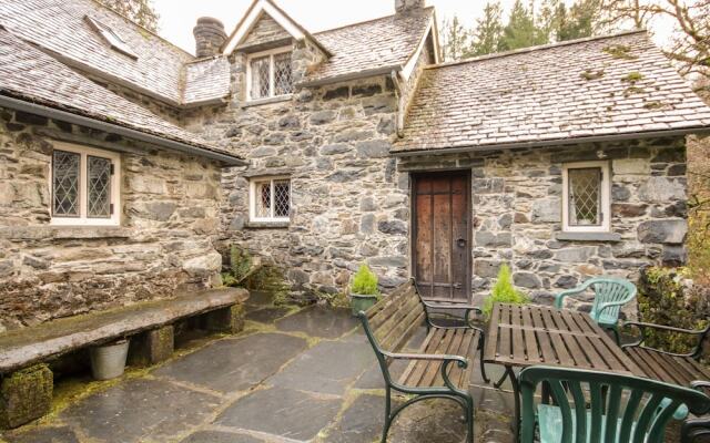 Nant Cottage