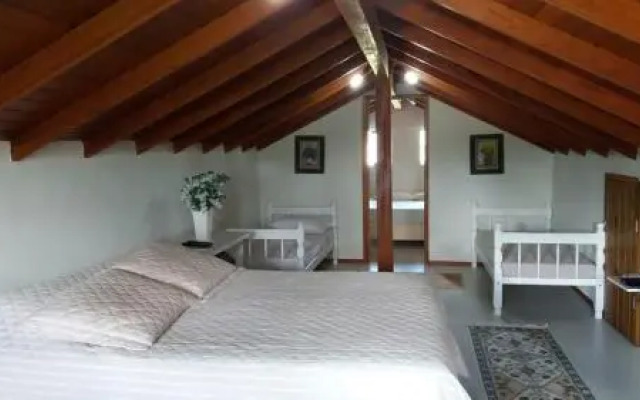 Supremo Guest House