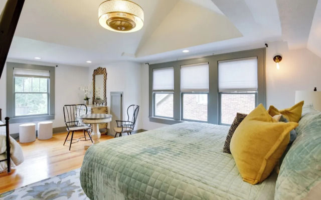 Renovated Lubbock Home - Walk to Texas Tech!