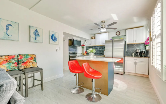 'driftwood Beach Suite' - Walk to Clearwater Bch