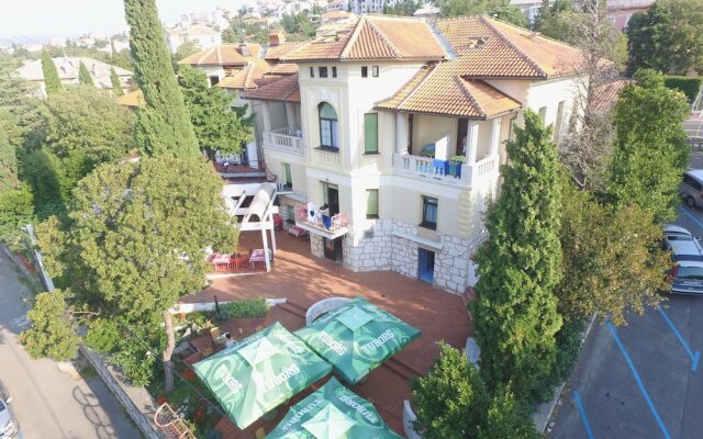 Hotel Ruža