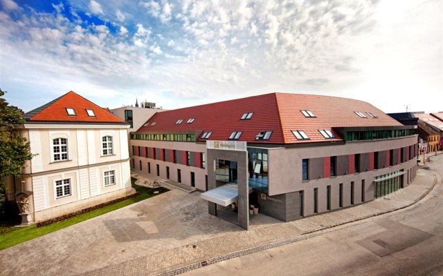 Holiday Inn Trnava, an IHG Hotel