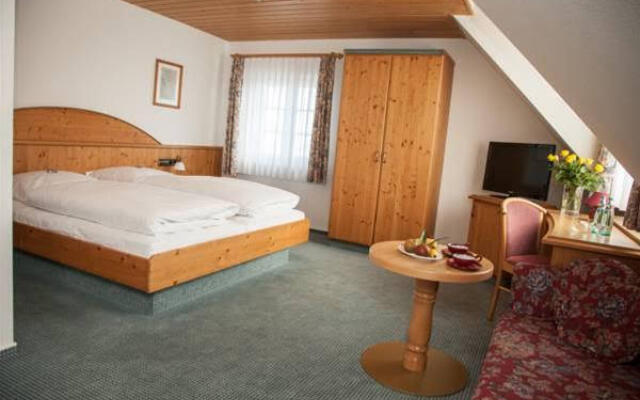 Landhotel & Gaststuben Zum Hasen