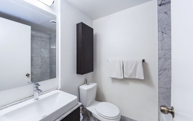 Trinity Suites - Condo on York Street I
