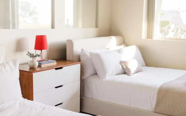 Via Latina - Seascape