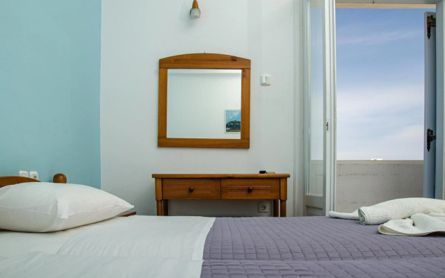 Livadia Hotel