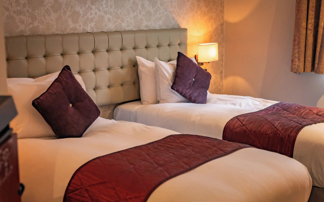 Red Lion Hotel, Hillingdon