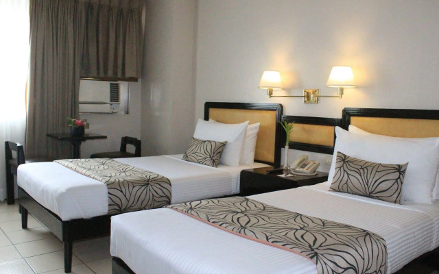 Palm Hotel Manila