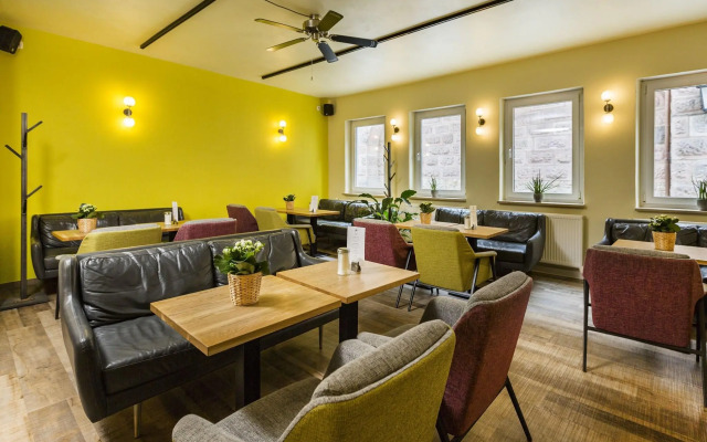 Five Reasons Hotel & Hostel