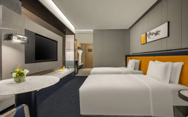 voco Hefei Binhu by IHG