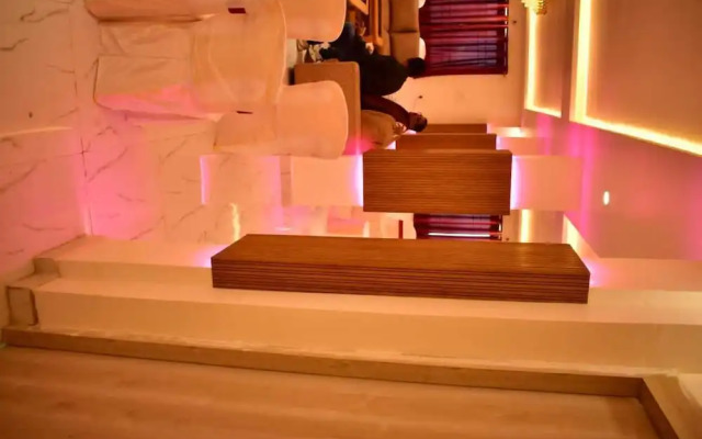 Sagar Luminoire Hotel