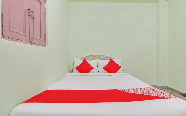 SPO ON 46695 Red Tomato Palace