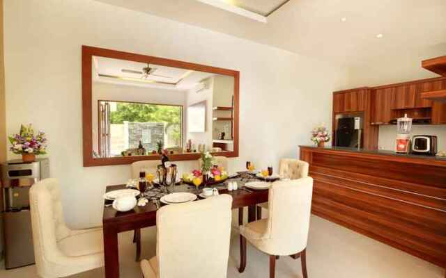 Lucia Villa Seminyak Beachside