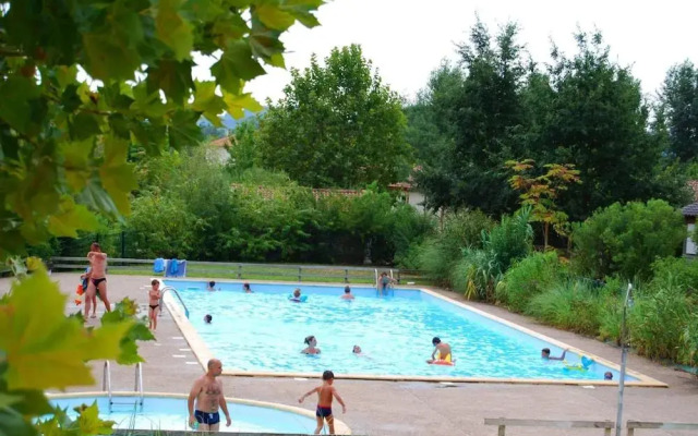 Lagrange Grand Bleu Vacances – Résidence Port Lalande