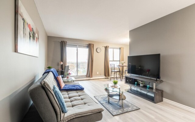 Cozy 1BR Apt w King Bed - Close to Downtown