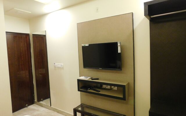 Hotel Gauranga Nearest New Delhi Railway Station