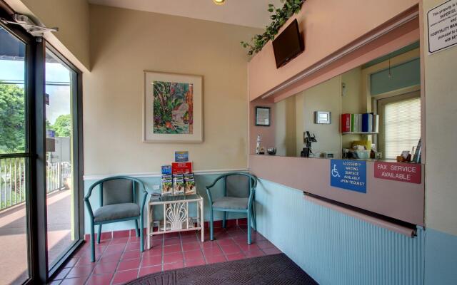Key West Inn Key Largo
