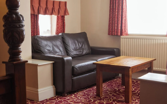 The Fieldhead Hotel by Greene King Inns