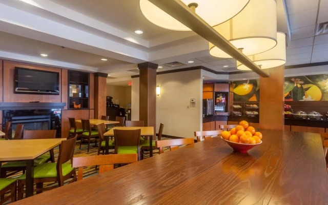 Fairfield Inn & Suites Omaha Downtown