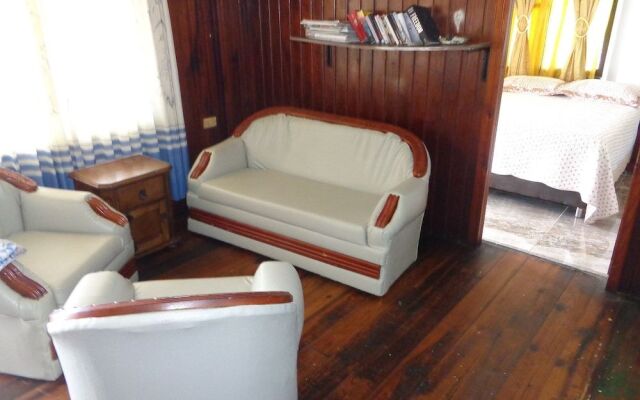 Posada Sweet Anashly