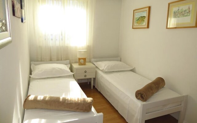 Apartments Barba - Accommodation in Trogir