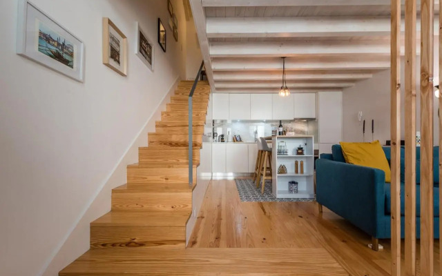 GuestReady - Ladder Mezz