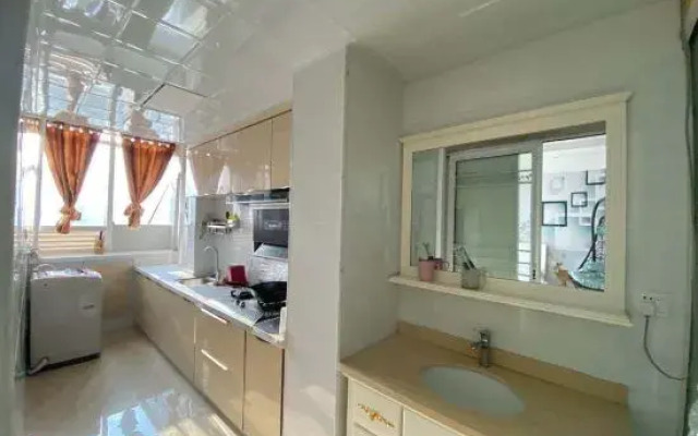 Manzi Homestay (Yiyang Oscar Plaza Branch)