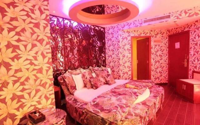 Love Theme Hotel-Shanghai Jing'an Branch