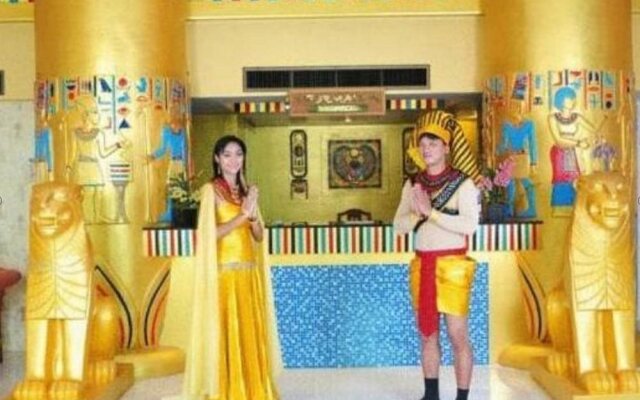 Aunchaleena Grand Hotel Wing B