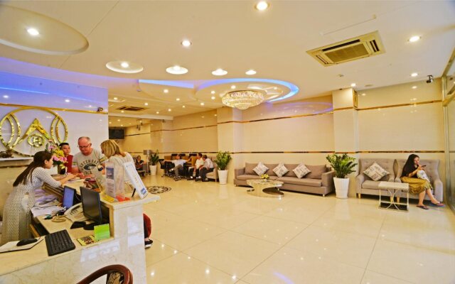 Kin Hotel Ly Tu Trong