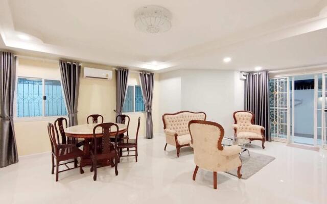 Villa la Ibiza 10mins to Walking Street