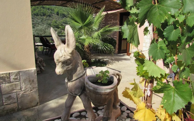 Charming Unique Apartment For 4