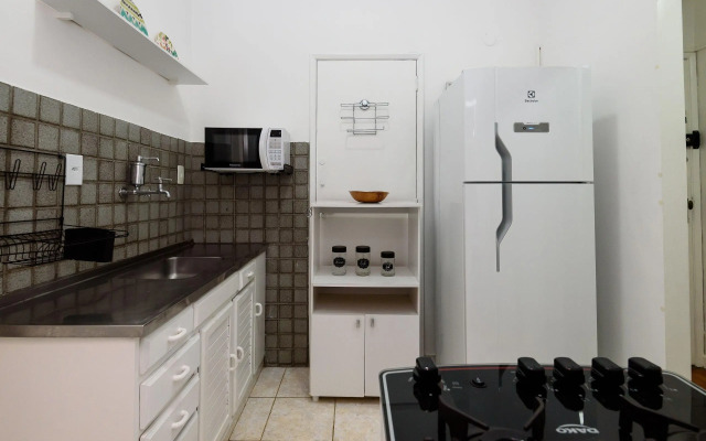 Apartamento a 300m da Praia de Ipanema | VP318/404