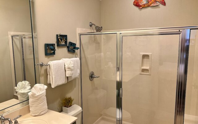 2497 Bungalo 3 Bedroom Home by RedAwning